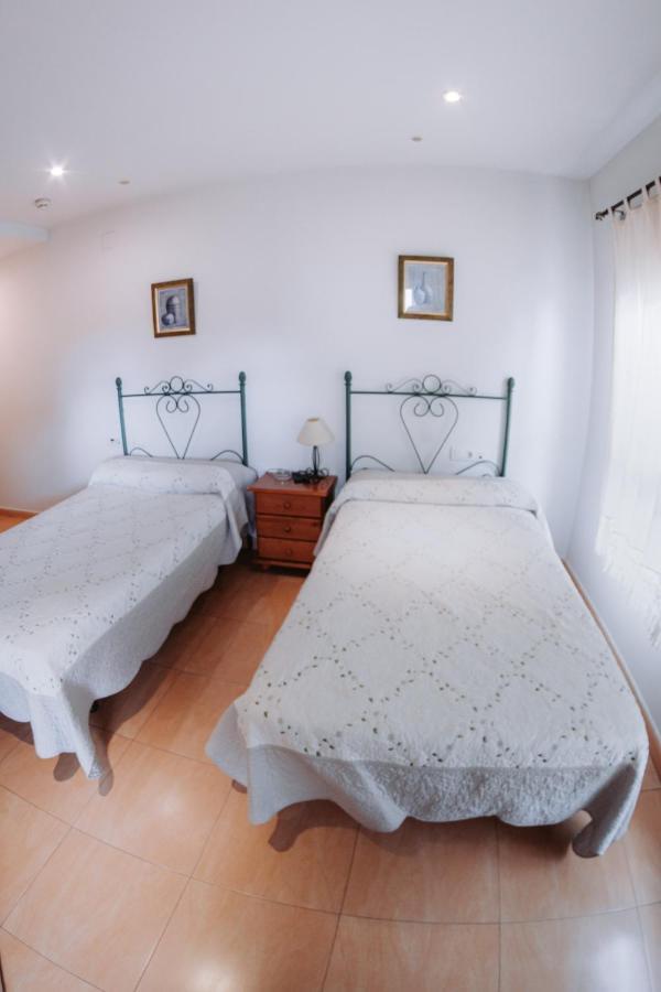 Hotel Delphos Moraleja Exteriér fotografie