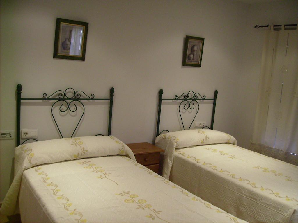 Hotel Delphos Moraleja Exteriér fotografie